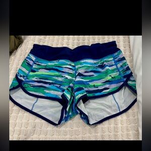 GC Lululemon Speed Up Short 2.5”  Multi Blue/Green/Grey Running Shorts Sz 6